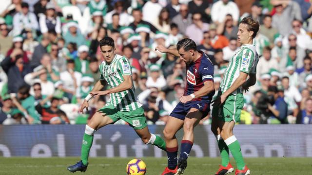 Crónica | Real Betis Balompié 1-SD Éibar 1: Empate agridulce para cerrar el año
