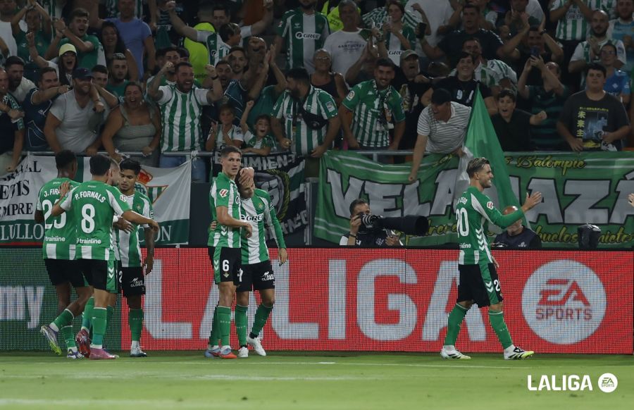 Aprobado general en el estreno de La Cartuja