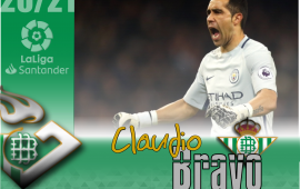 Claudio Bravo, veteranía y experiencia para la portería del Real Betis