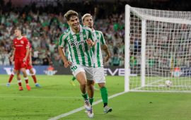 Crónica | Real Betis Balompié 3 – FC Kryvbas 0: Balones (y galones) al 10