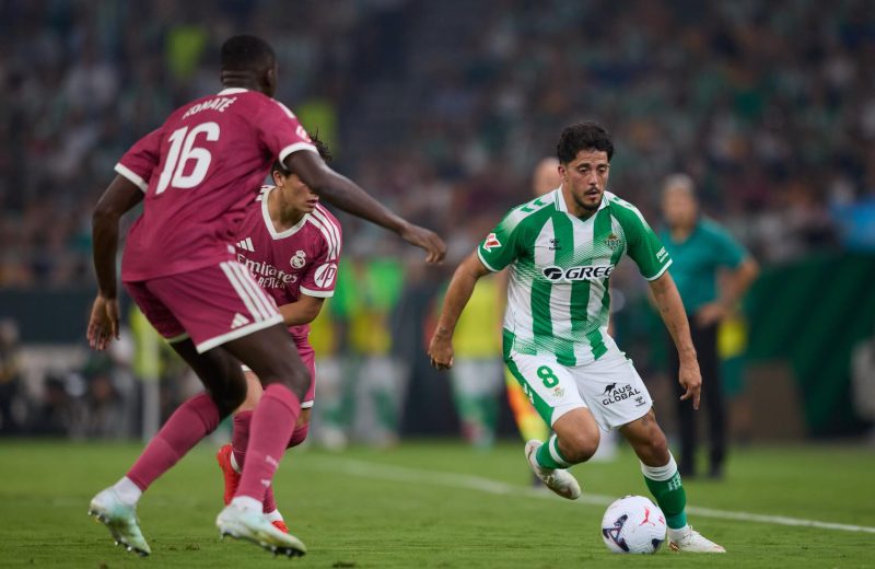 El Betis tumba al Real Madrid en un encuentro loco