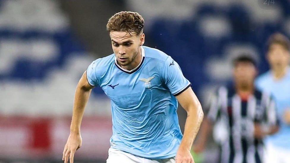 El Betis Deportivo ficha a Cristo Muñoz, centrocampista formado en La Masía y curtido en la Lazio