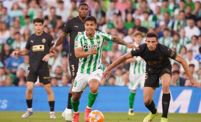 Crónica | Real Betis Balompié 1 – Valencia CF 1: Despedida del Villamarín con un empate