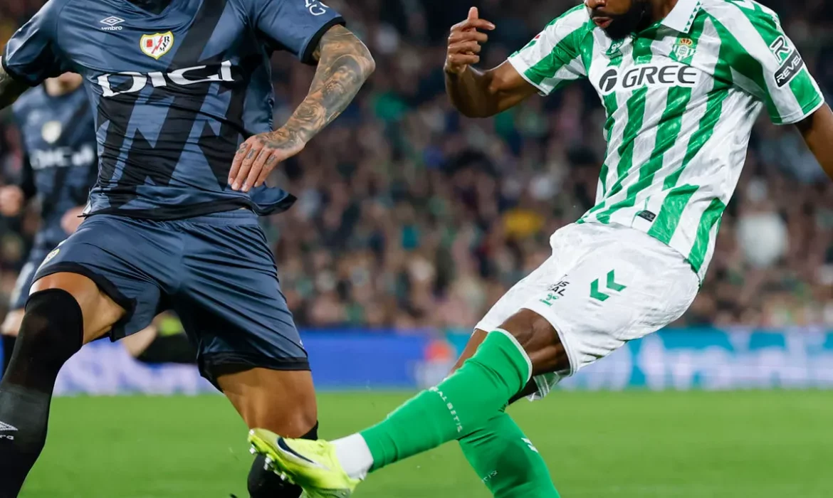 Crónica | Real Betis Balompié 1 – Rayo Vallecano 1: Un delantero, por favor