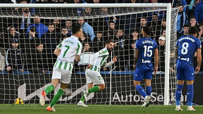 Crónica | Getafe CF 1 – Real Betis Balompié 2: El arte de bajarse al barro