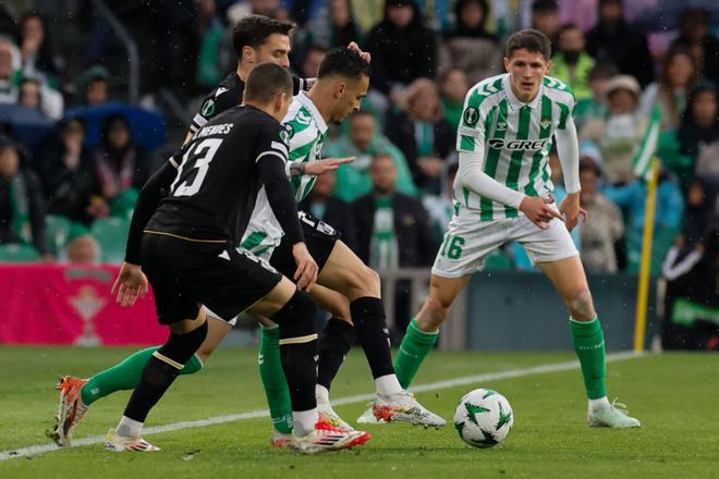 Crónica | Real Betis Balompié 2 – Vitoria SC 2: A Portugal a por el más difícil todavía