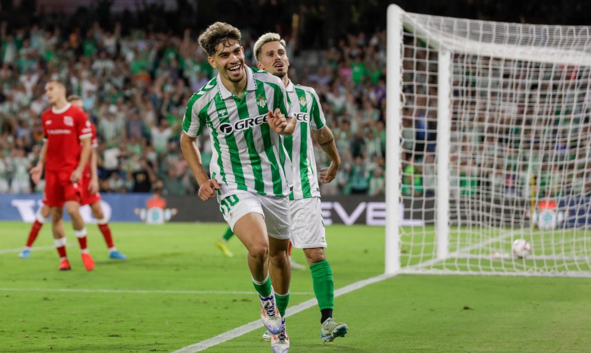 Crónica | Real Betis Balompié 3 – FC Kryvbas 0: Balones (y galones) al 10