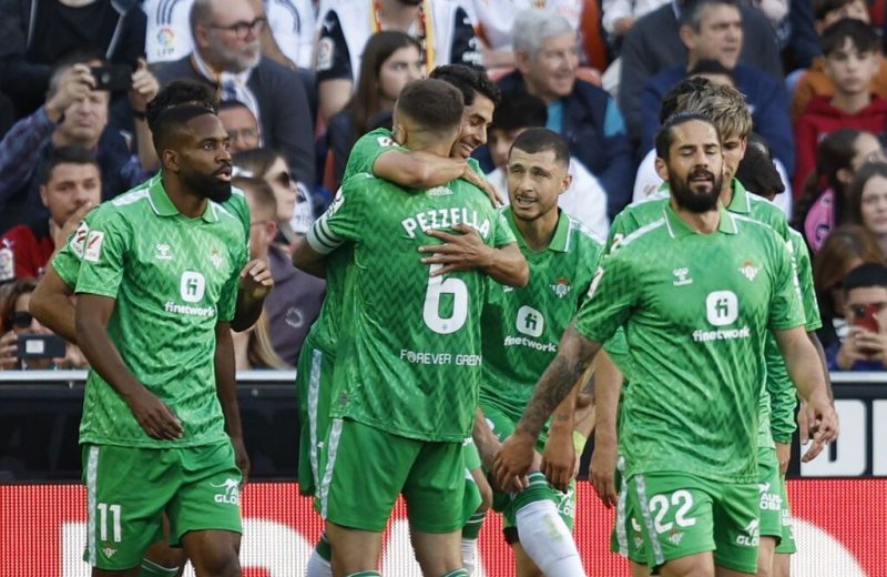 Crónica | Valencia CF 1 – Real Betis Balompié 2: El fútbol es un estado de ánimo