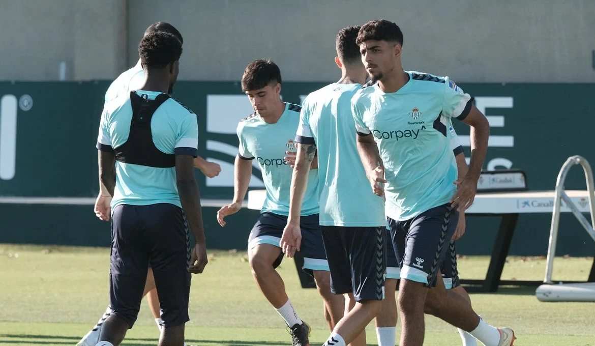 Chadi Riad, una apuesta de futuro para complementar la defensa