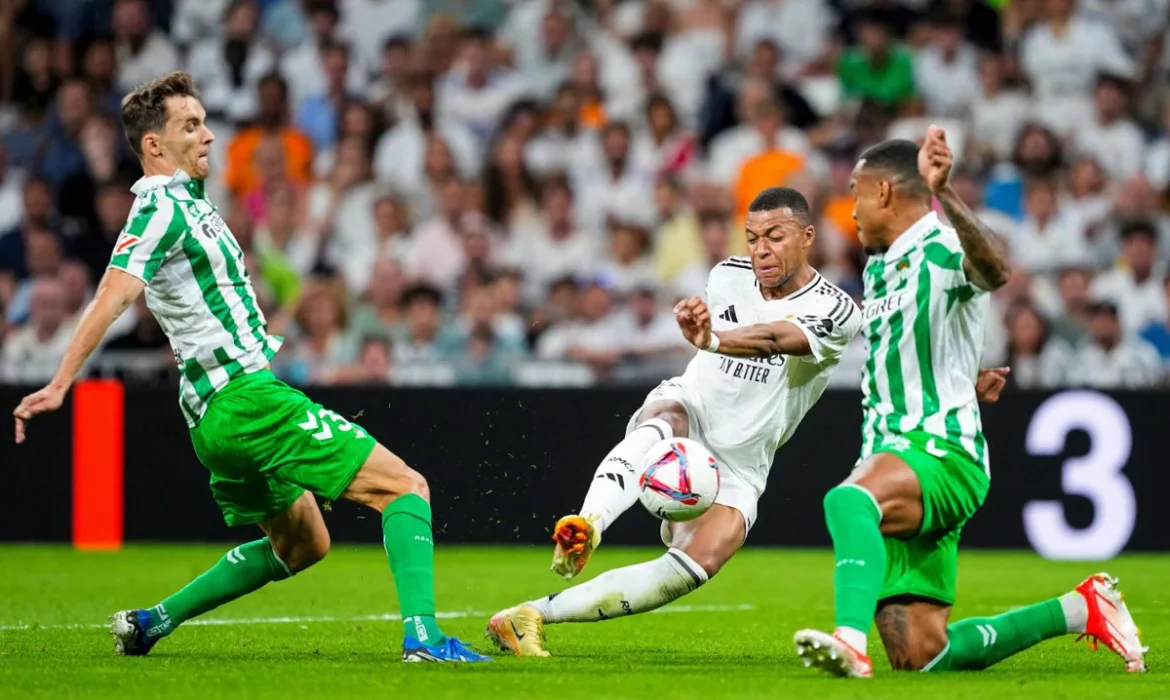 Crónica | Real Madrid CF 2 – Real Betis Balompié 0: Hay que comprar la manta más larga